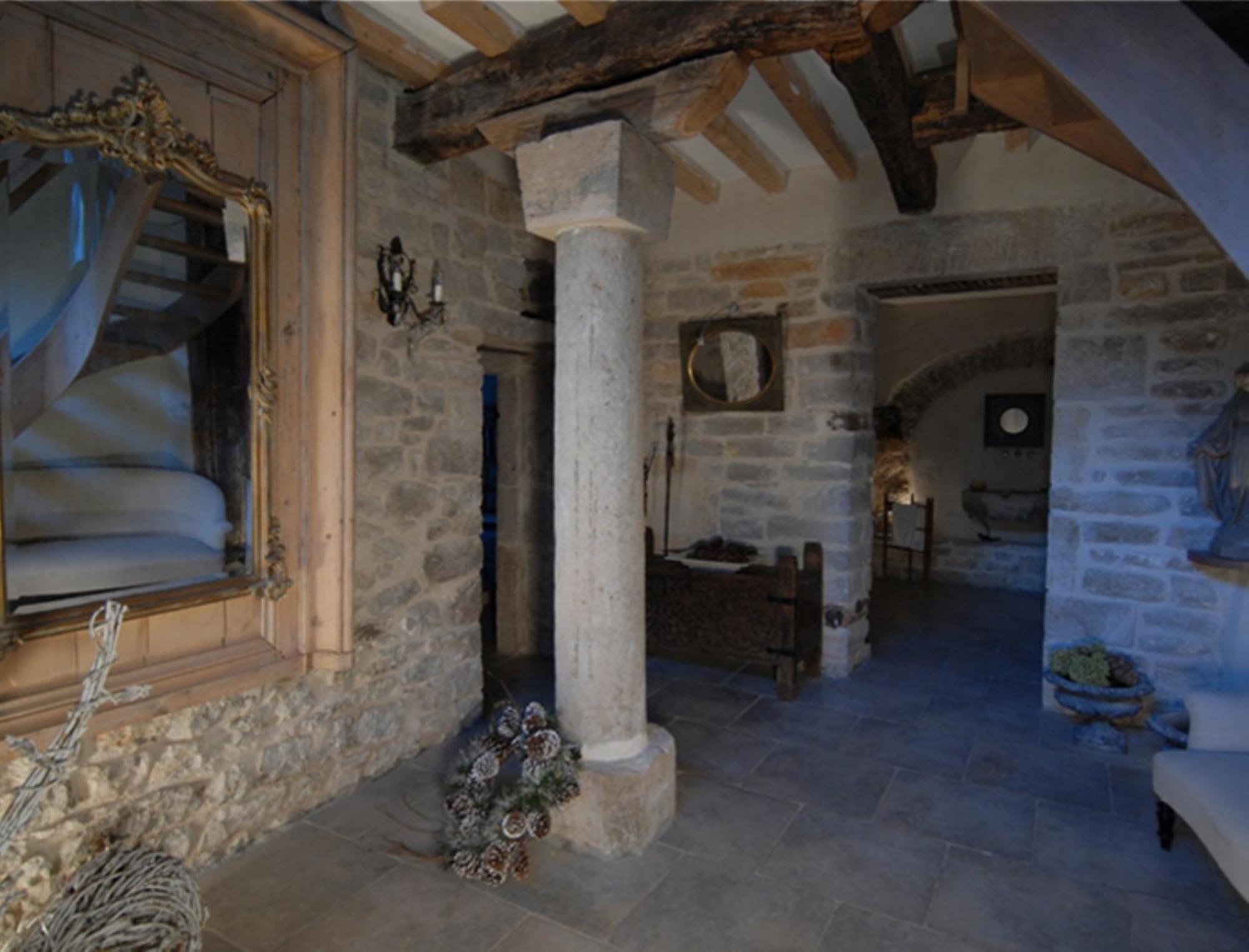La Grange A Nicolas Baume-les-Messieurs Buitenkant foto